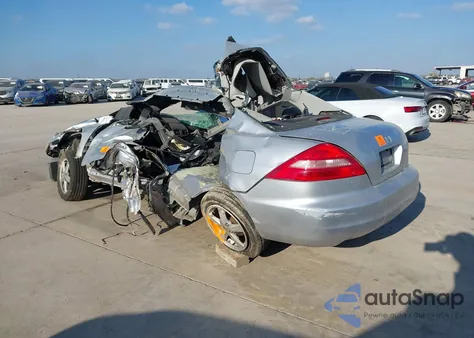 2004 Honda Accord 2.4 Ex z USA, uszkodzony, nr VIN 1HGCM726X4A001895